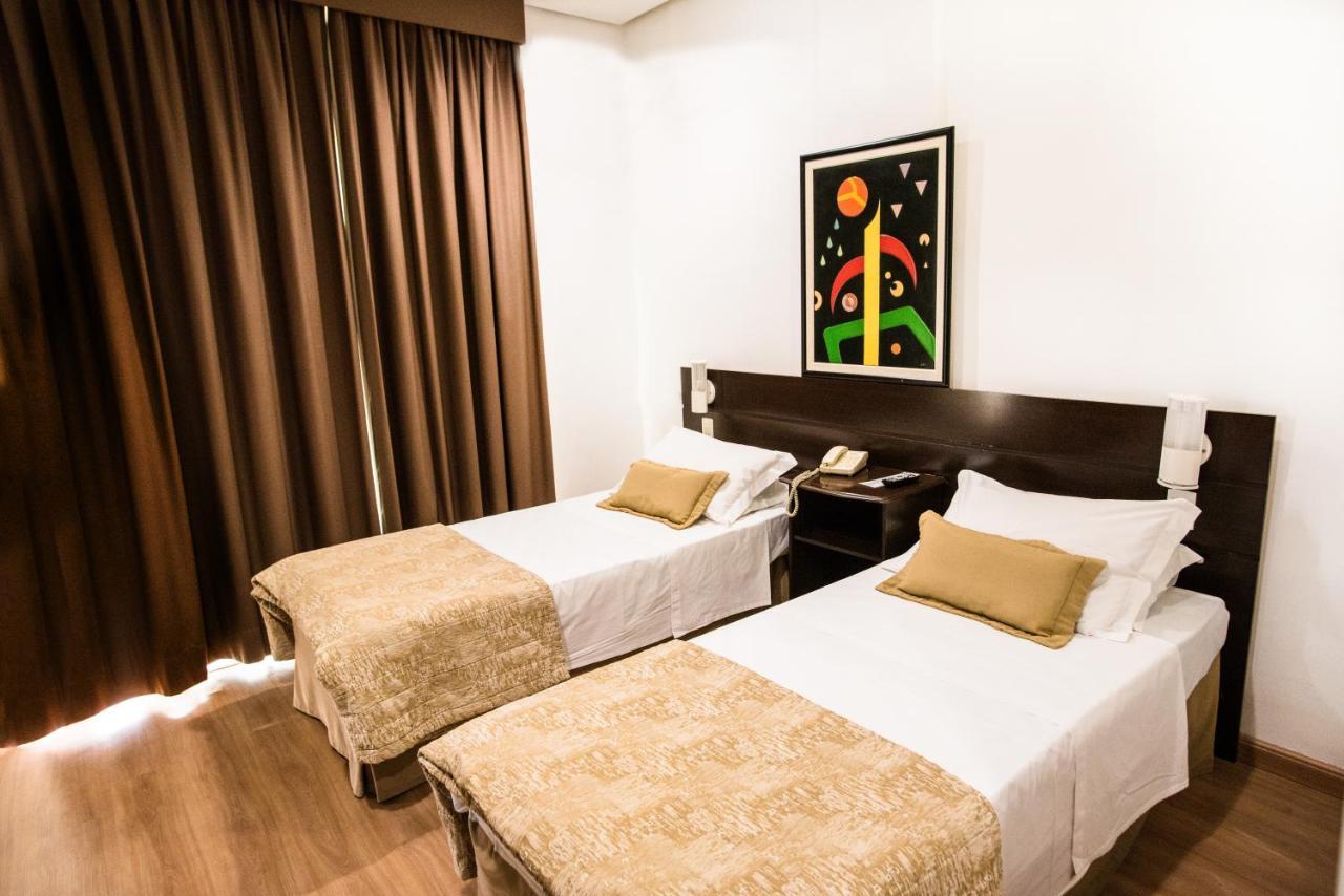 Podium Apart Hotel Varginha  Exterior photo